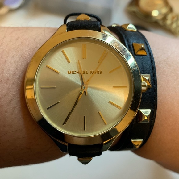 Michael Kors Wrist Wrap - Picture 5 of 7